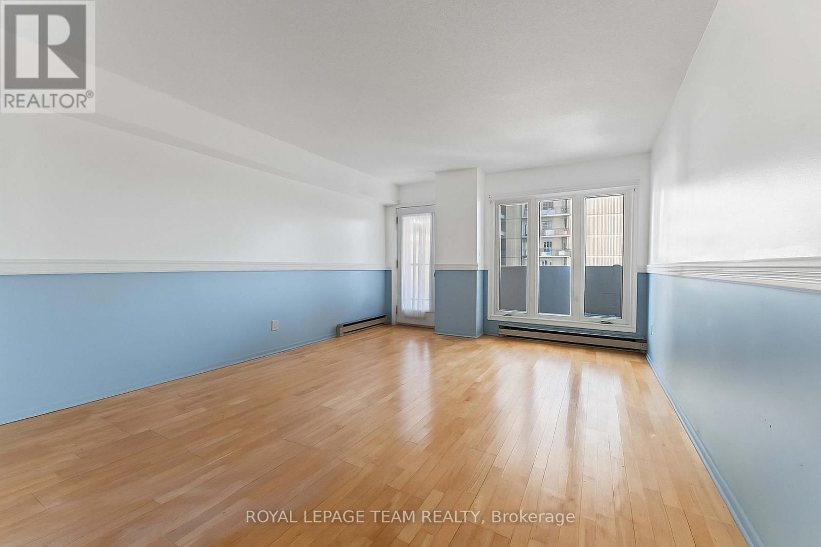 606 - 158C MCARTHUR AVENUE Image 10