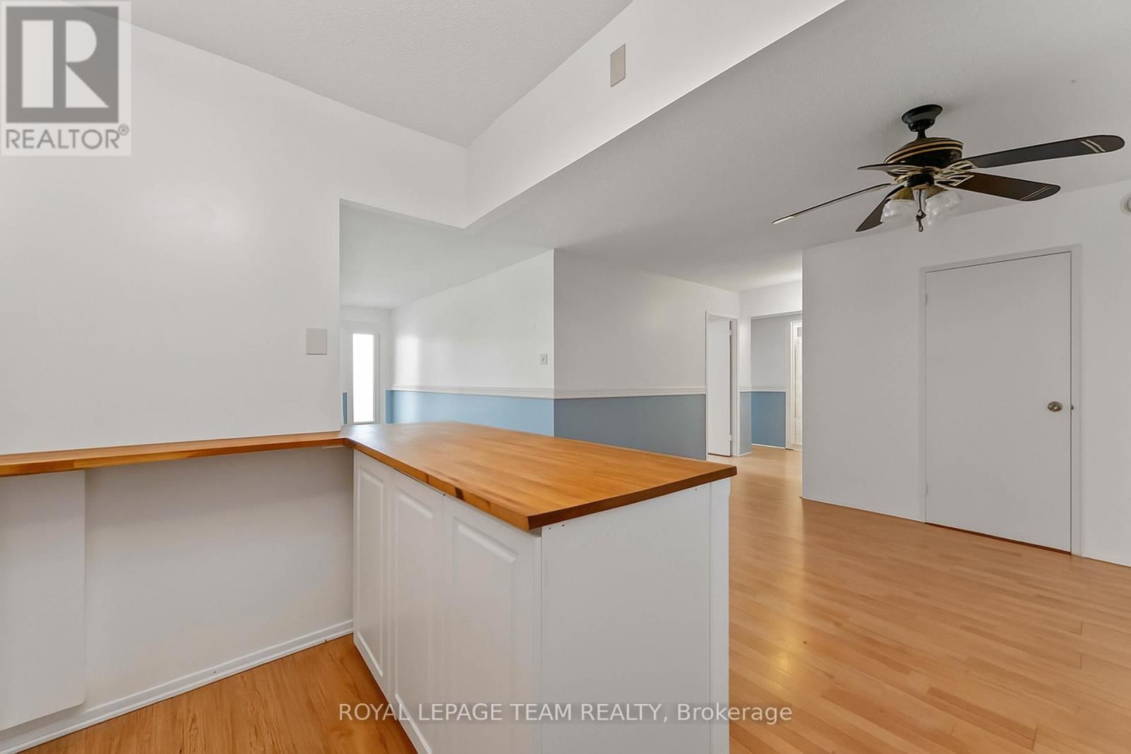 606 - 158C MCARTHUR AVENUE Image 6