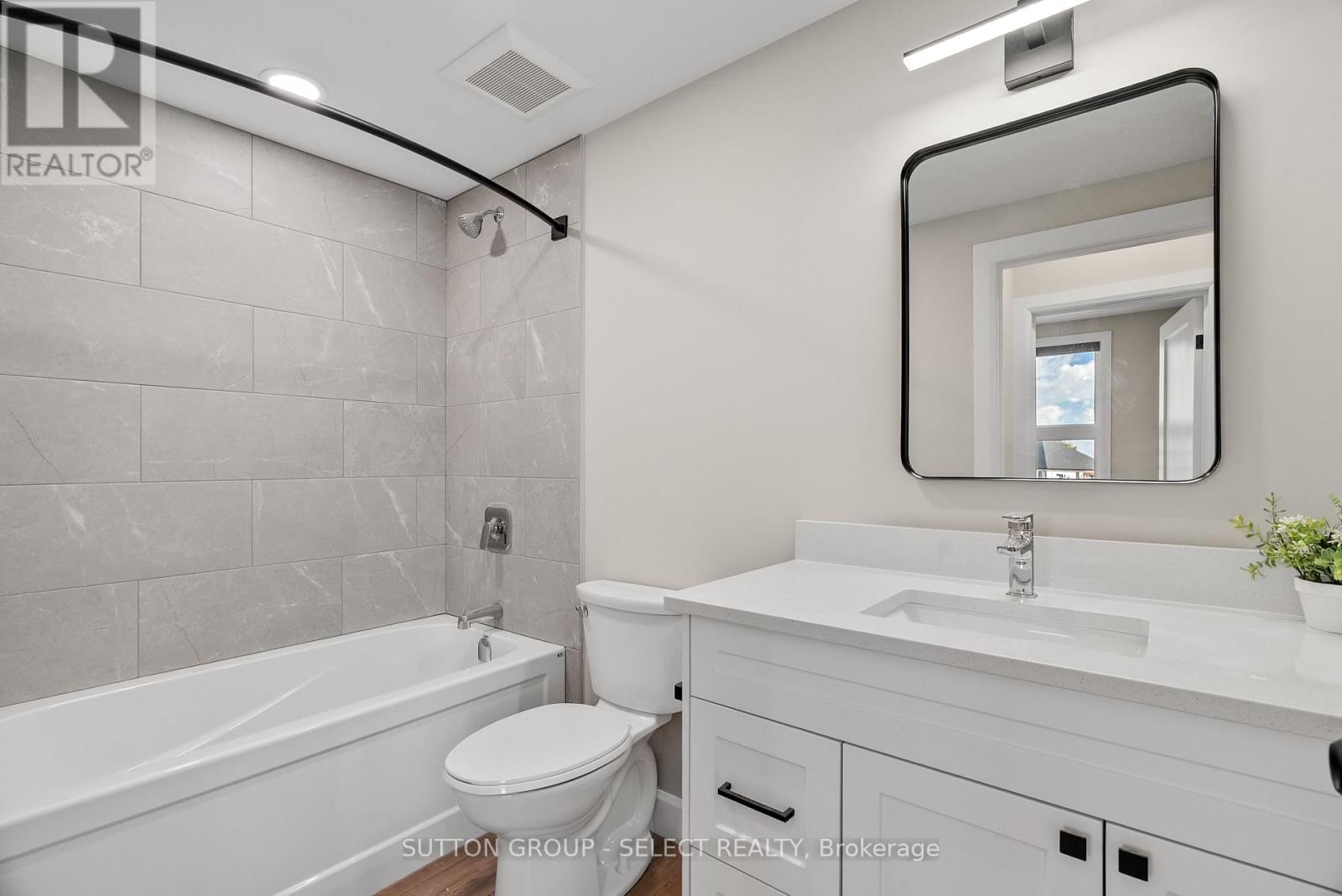 101 - 76 HAMILTON STREET Image 12