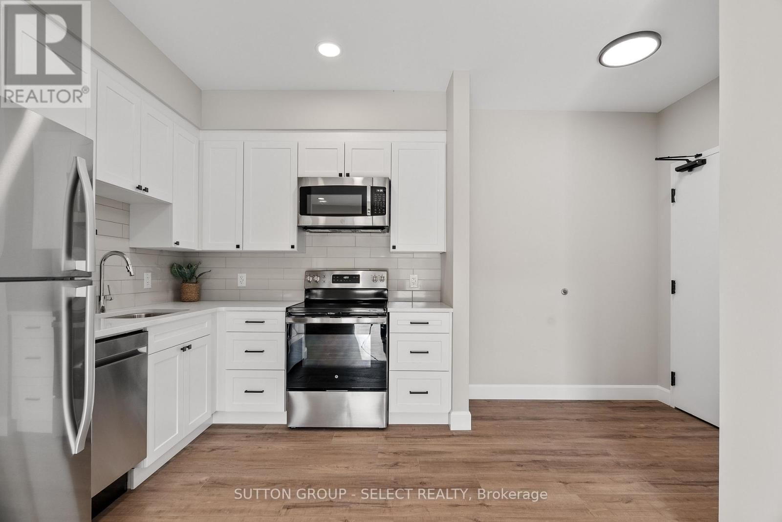 101 - 76 HAMILTON STREET Image 6