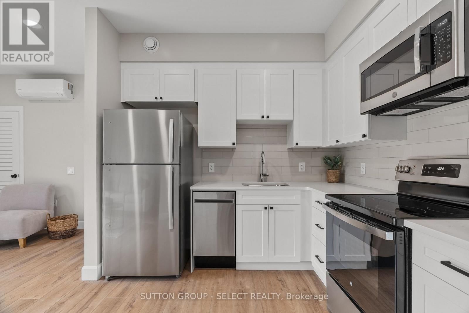 101 - 76 HAMILTON STREET Image 8