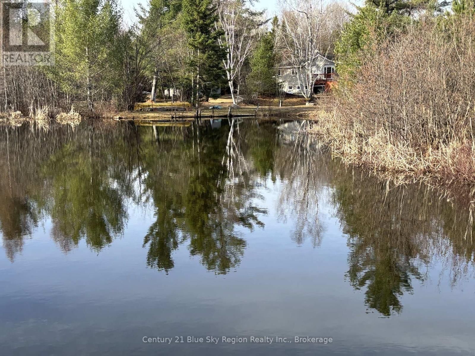 525 MAPLE ROAD Image 14