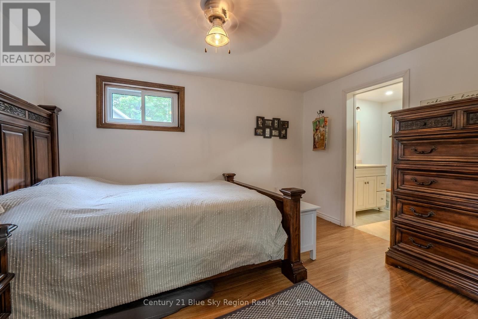 525 MAPLE ROAD Image 39