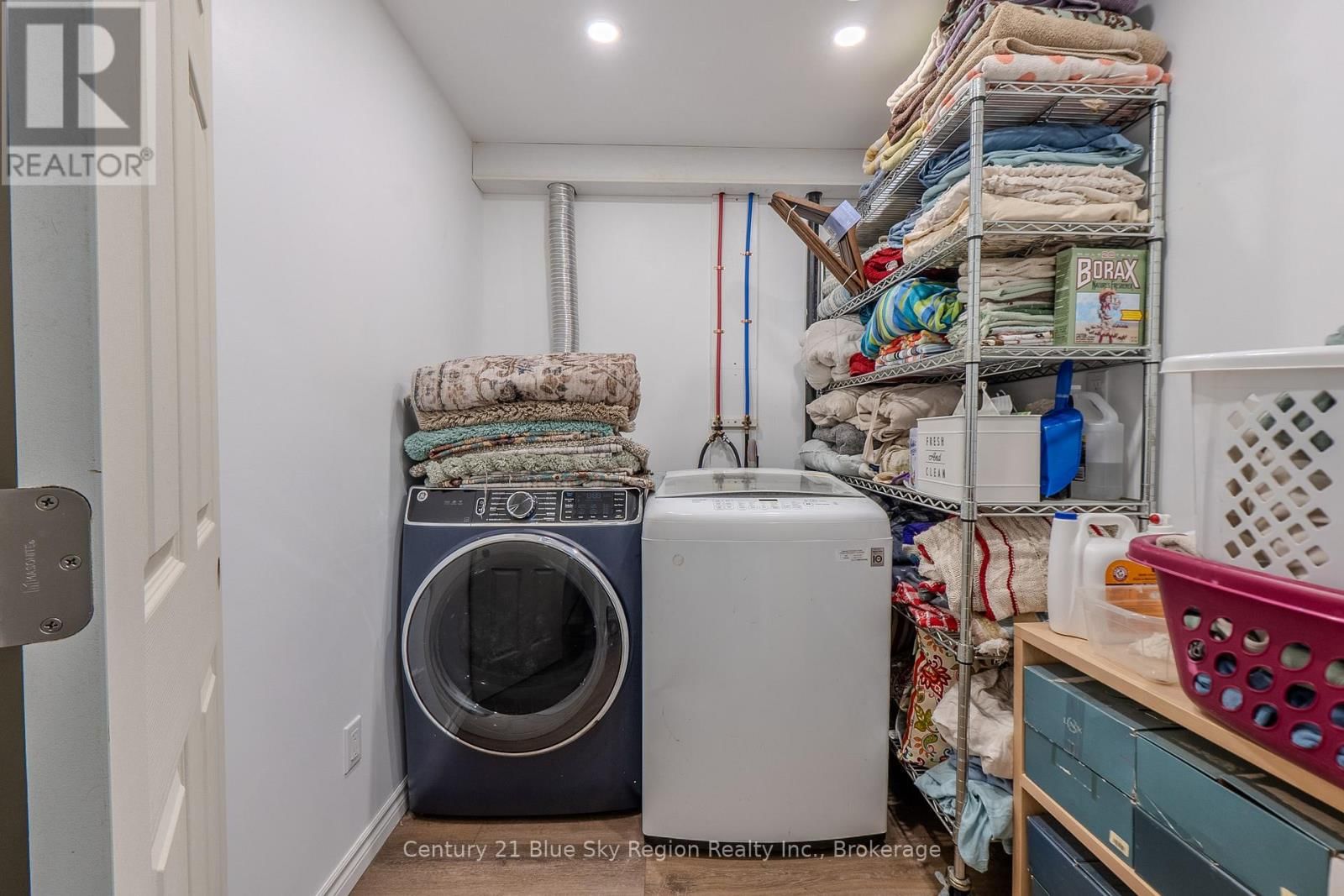 525 MAPLE ROAD Image 48