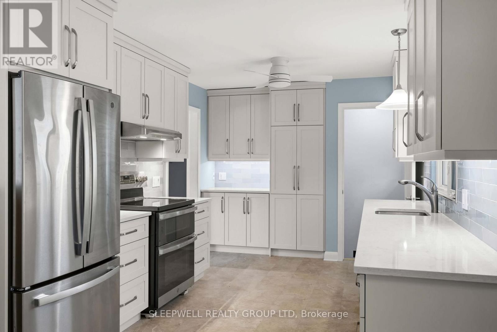 25 BASSWOOD AVENUE Image 12