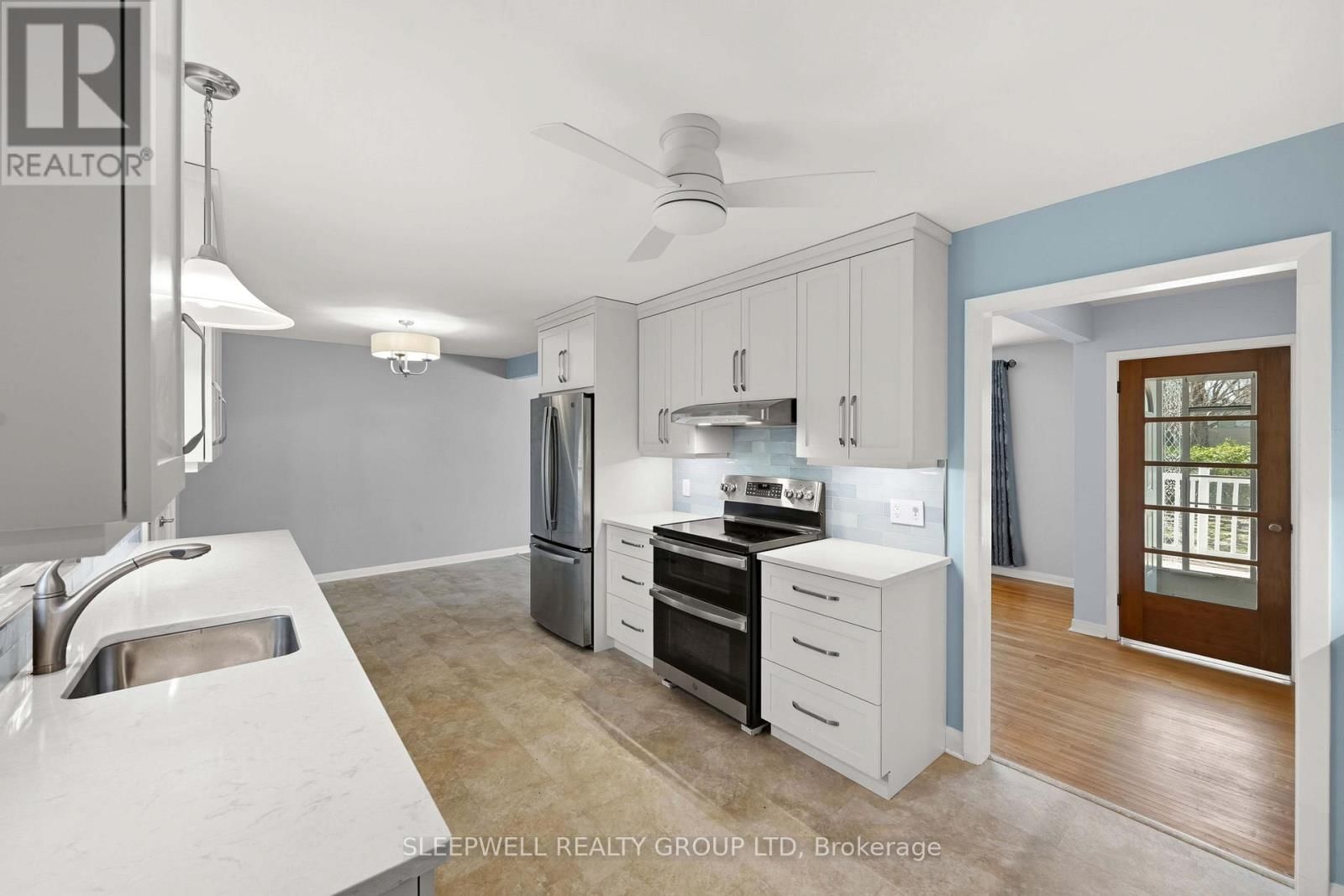 25 BASSWOOD AVENUE Image 13