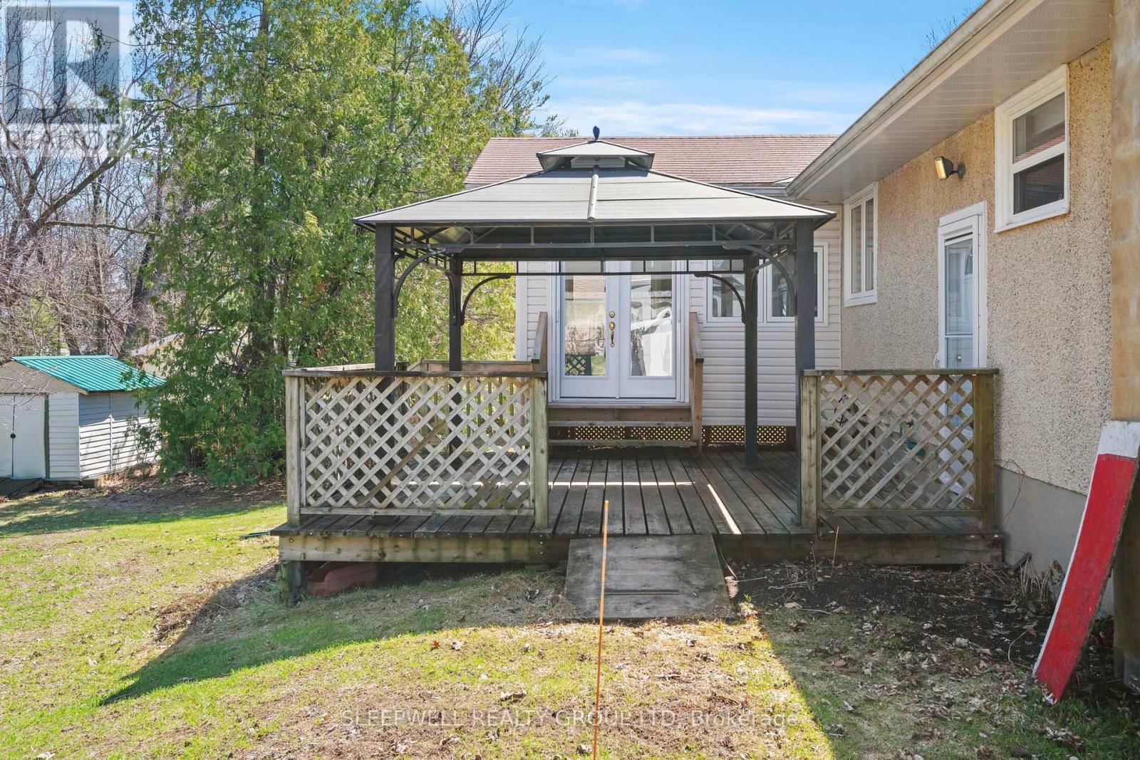 25 BASSWOOD AVENUE Image 25