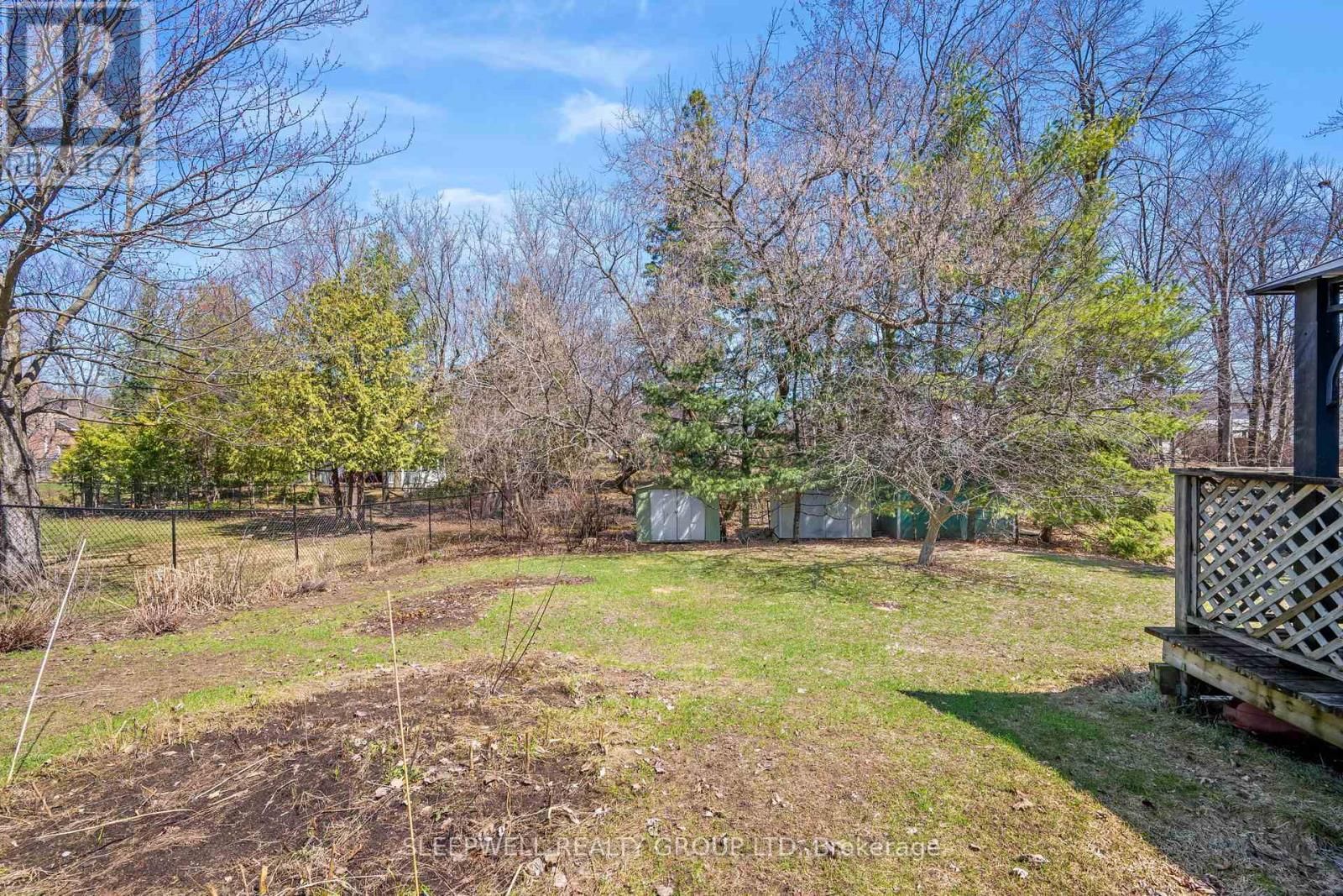 25 BASSWOOD AVENUE Image 28