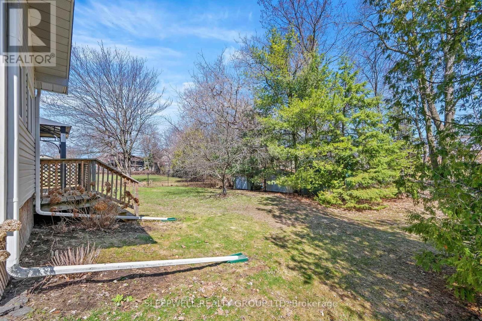 25 BASSWOOD AVENUE Image 29