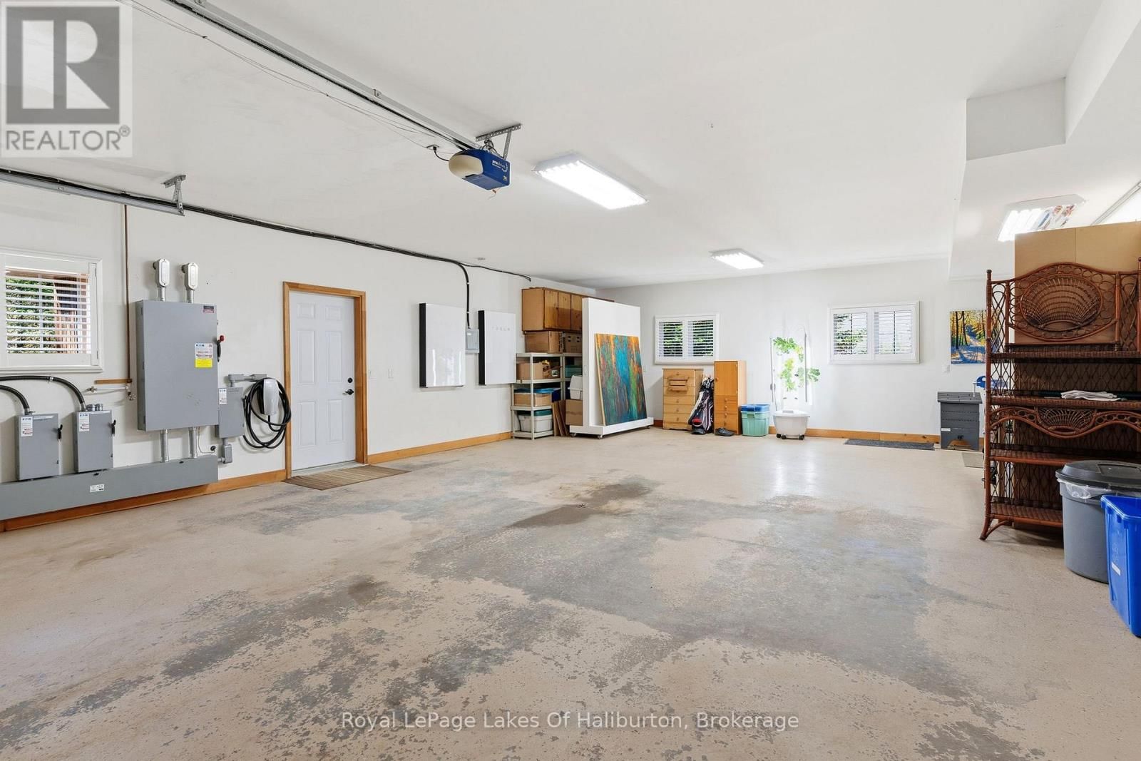 1128 ARGILLITE ROAD Image 26