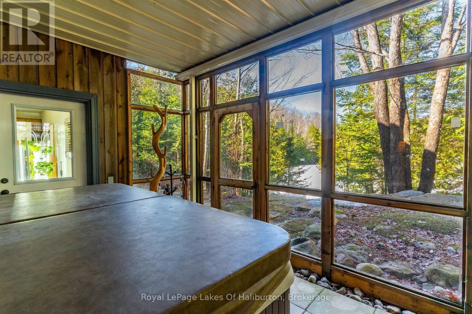 1128 ARGILLITE ROAD Image 28