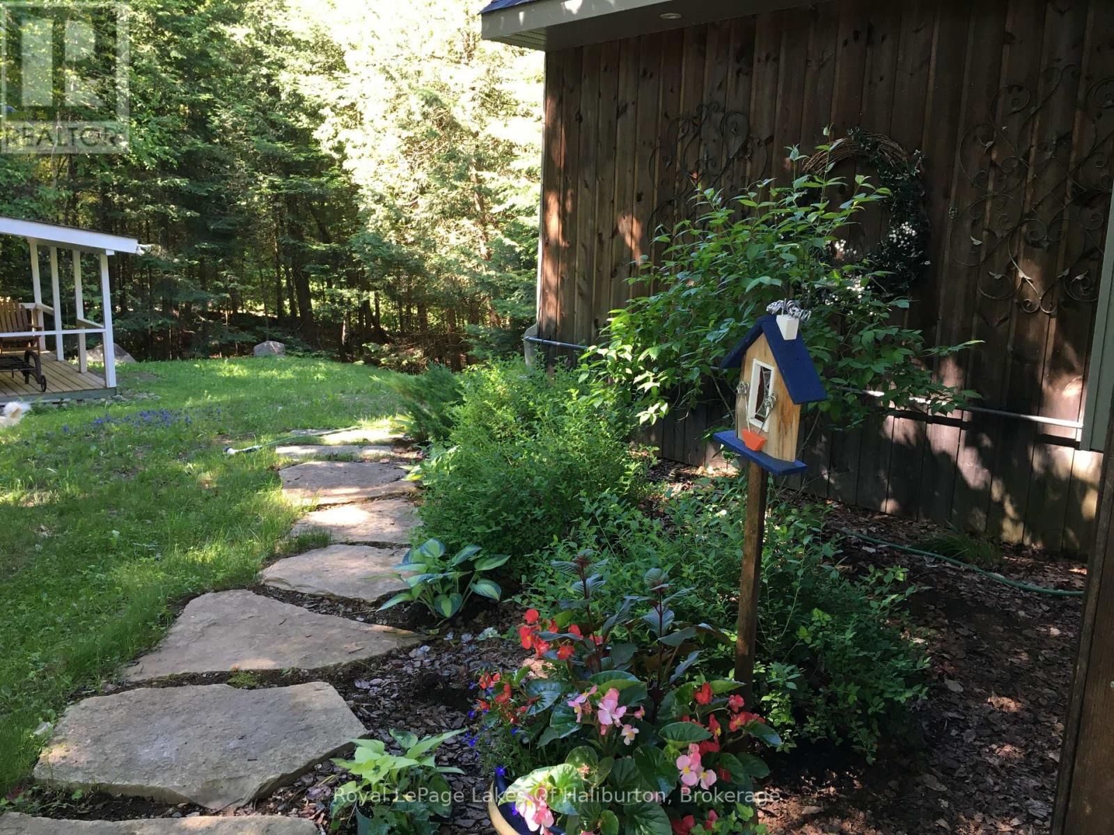 1128 ARGILLITE ROAD Image 34