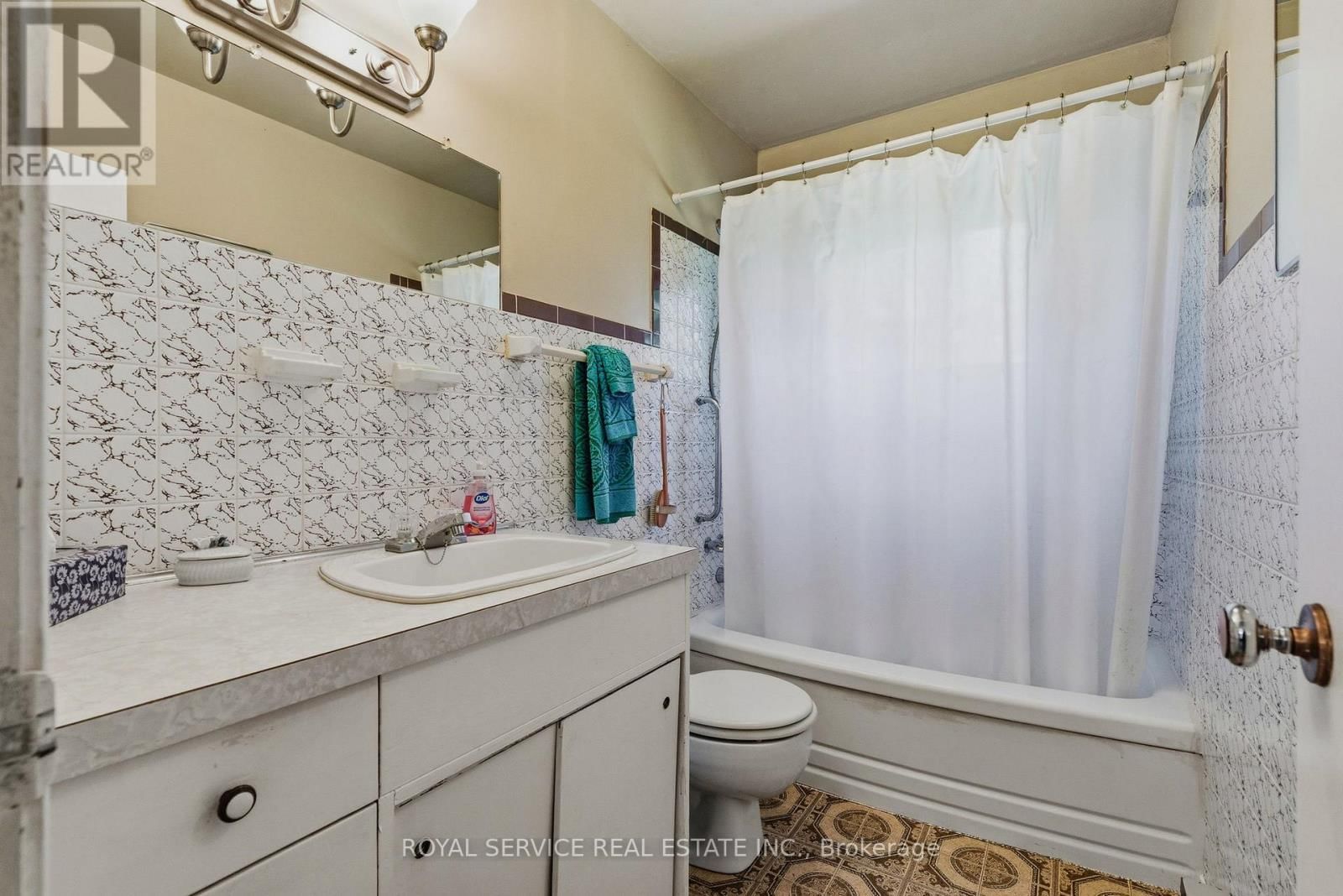 10544 COUNTY 2 ROAD Image 15