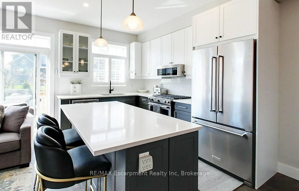 212 COURTLAND STREET Image 11