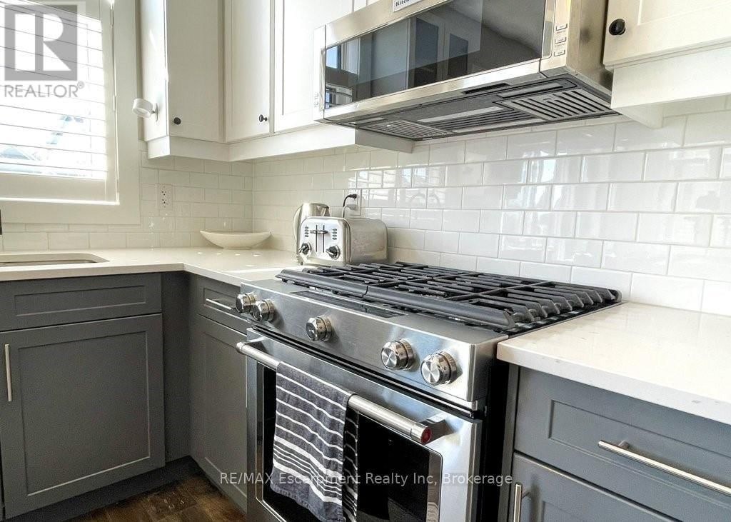 212 COURTLAND STREET Image 14