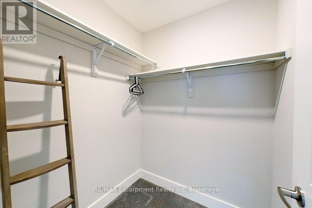 212 COURTLAND STREET Image 29