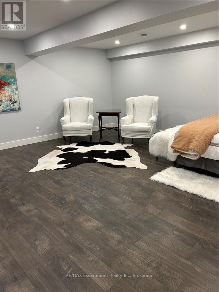 212 COURTLAND STREET Image 33