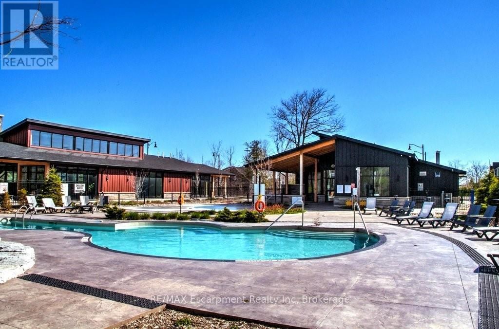 212 COURTLAND STREET Image 40