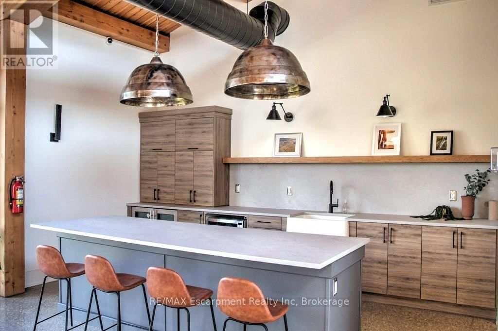 212 COURTLAND STREET Image 50