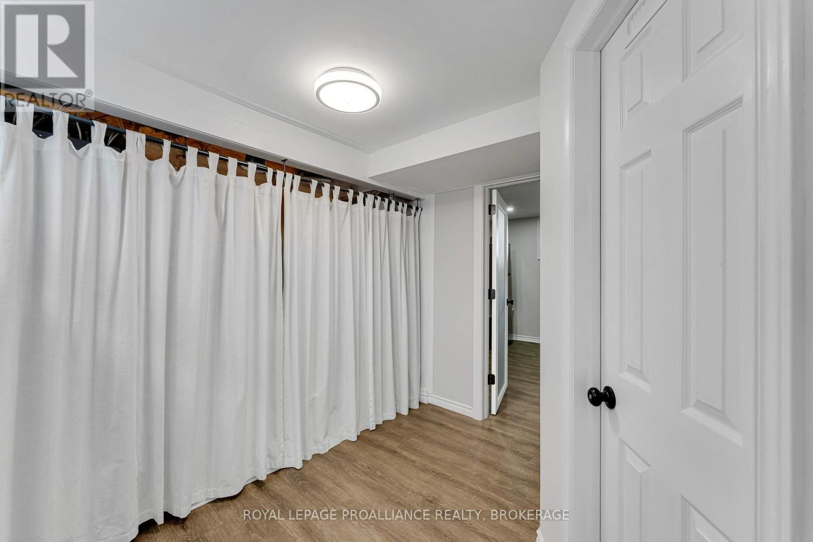 19 WESTDALE AVENUE Image 20