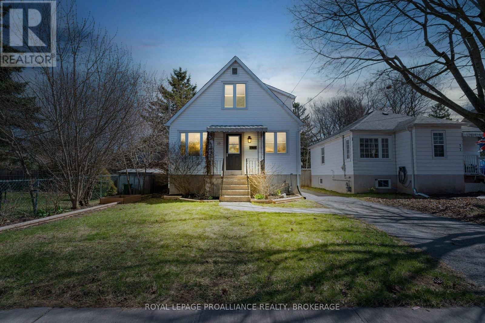 19 WESTDALE AVENUE Image 32