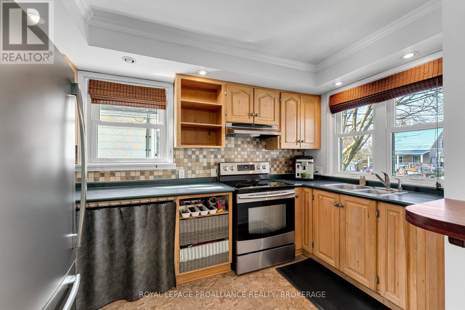 19 WESTDALE AVENUE Image 7