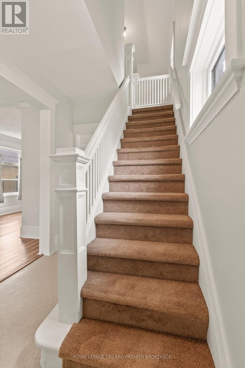 653 PRINCESS AVENUE Image 20