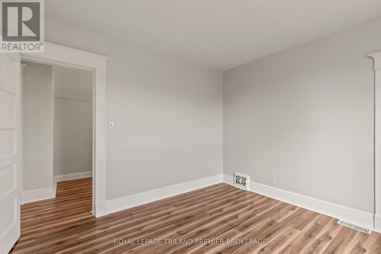 653 PRINCESS AVENUE Image 27