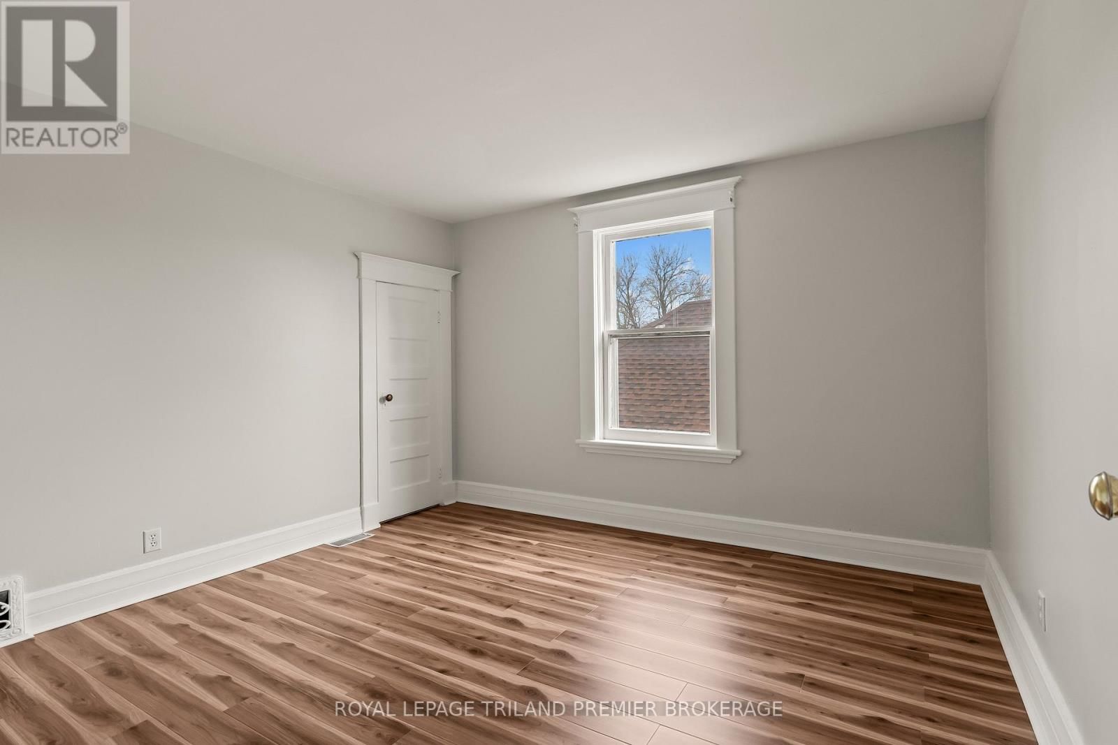 653 PRINCESS AVENUE Image 28