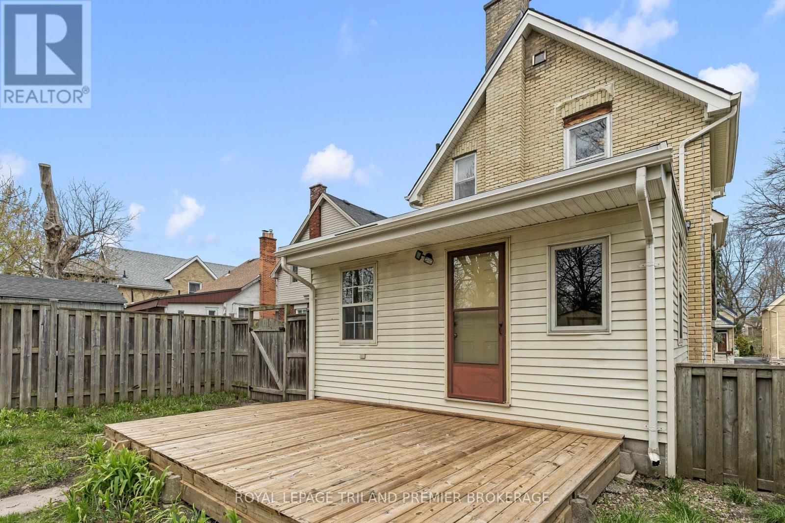 653 PRINCESS AVENUE Image 32