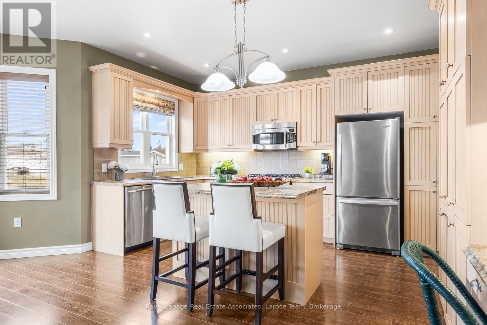 5484 ATTEMA CRESCENT Image 16