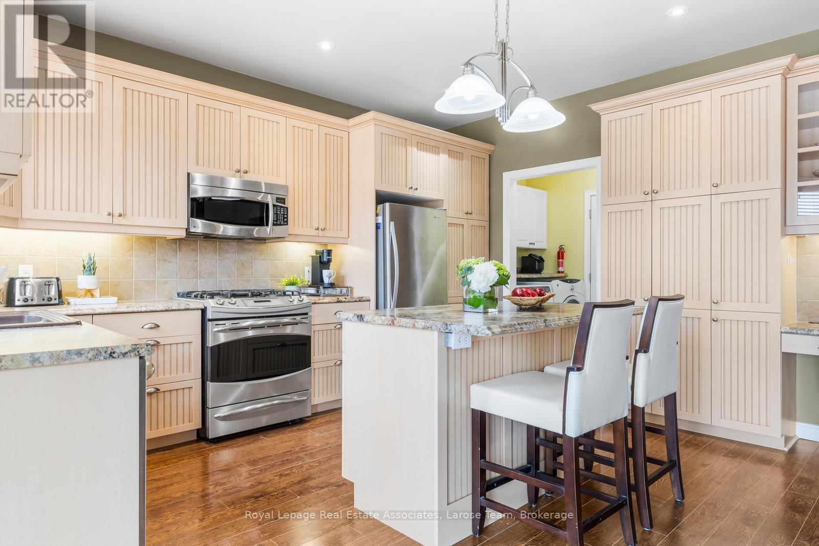 5484 ATTEMA CRESCENT Image 17