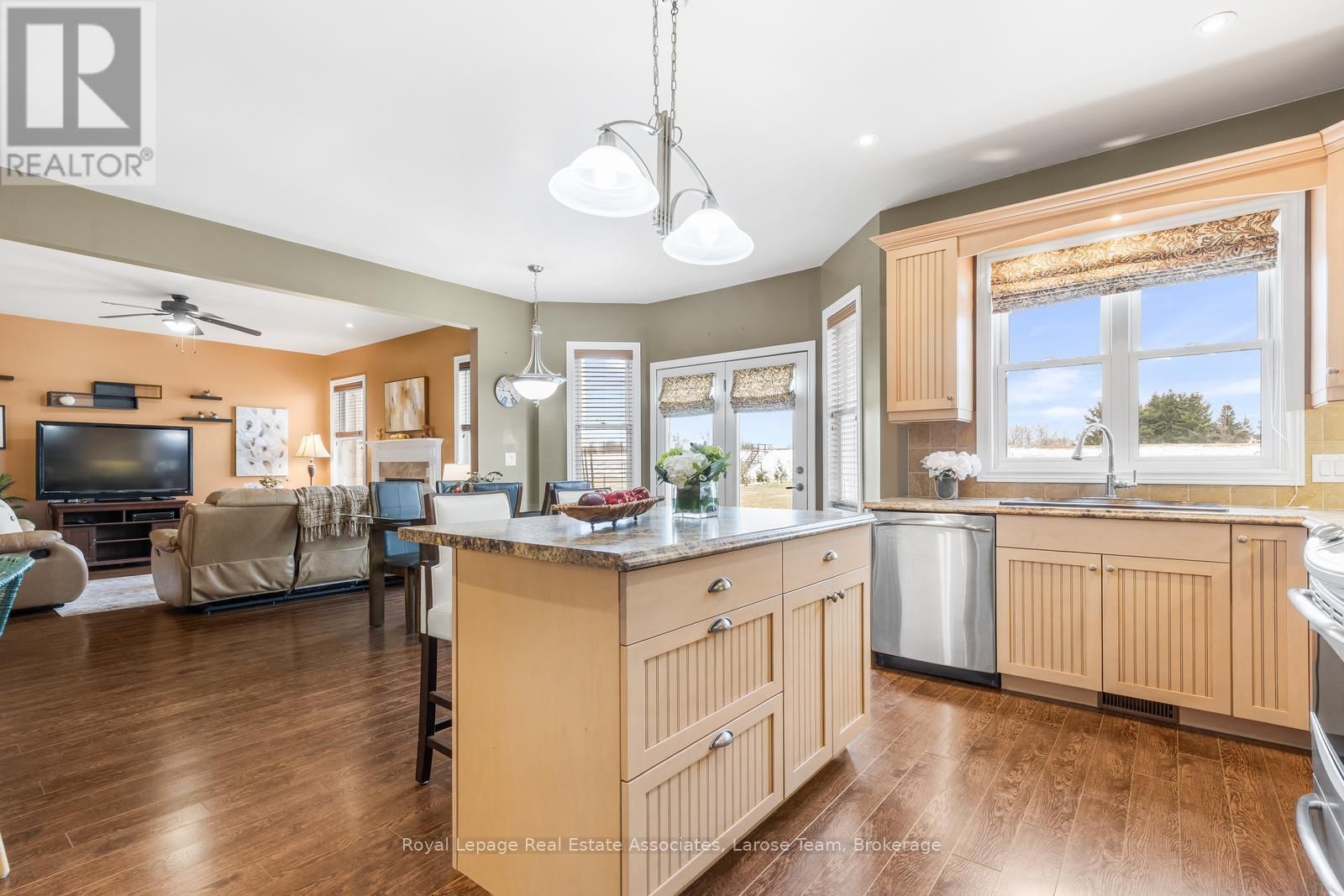 5484 ATTEMA CRESCENT Image 20