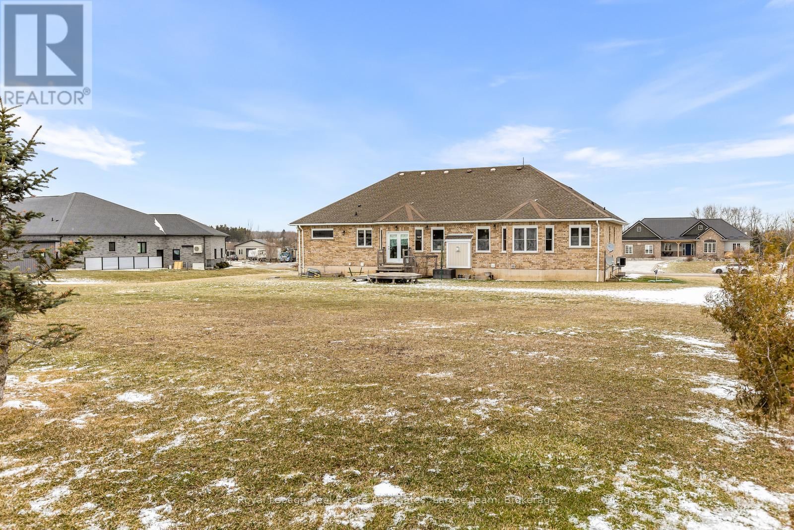 5484 ATTEMA CRESCENT Image 37