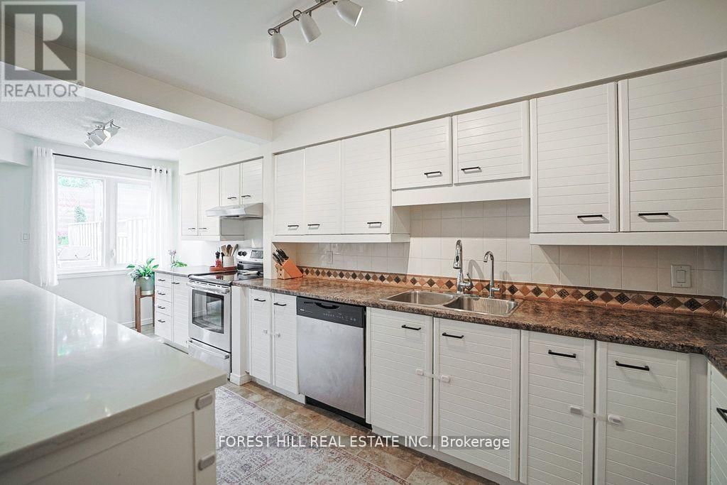 15 - 523 BEECHWOOD DRIVE Image 10