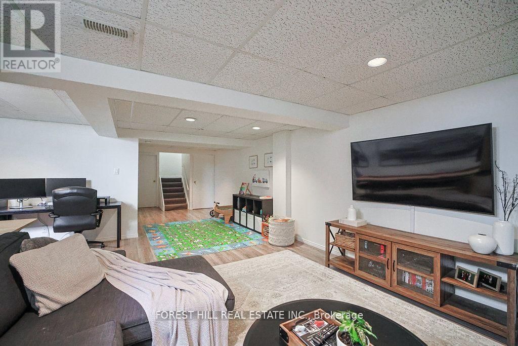 15 - 523 BEECHWOOD DRIVE Image 22