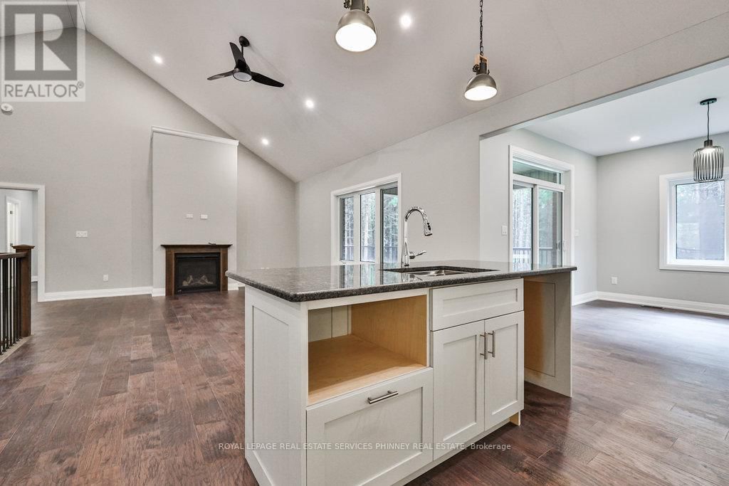 72 HARMONIOUS DRIVE Image 11