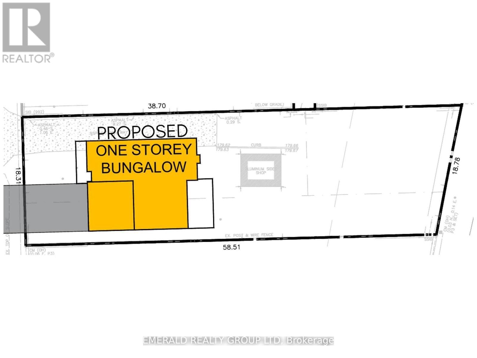 2240 CENTRE STREET Image 2