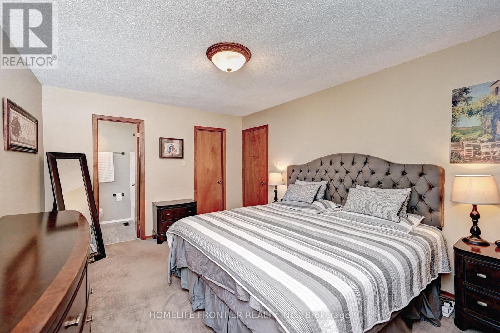 121 FOREST ROAD Image 17