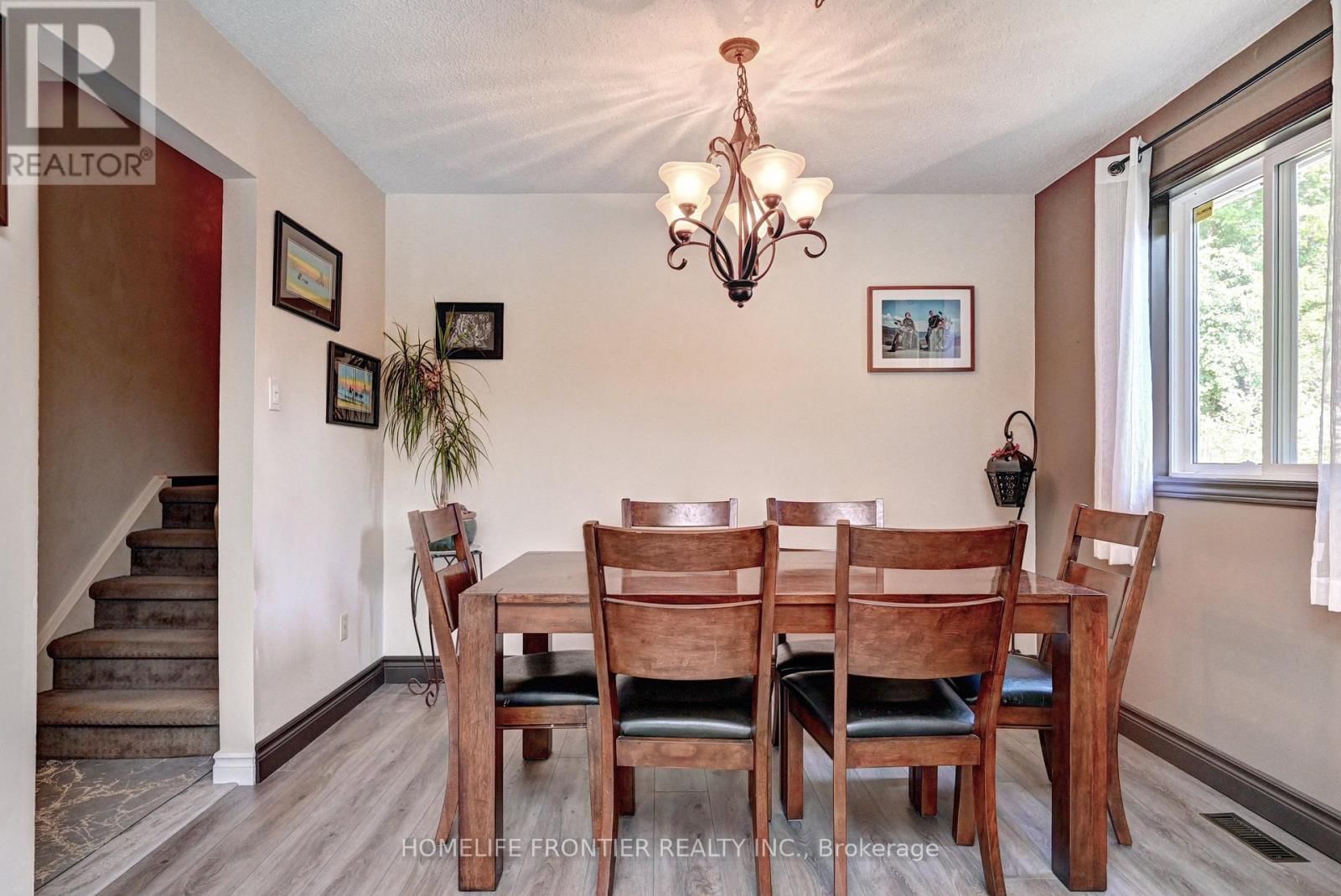 121 FOREST ROAD Image 7