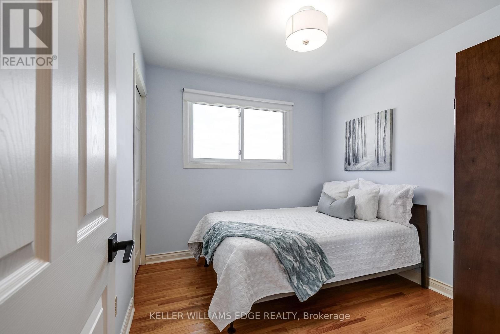 217 LAWNHURST COURT Image 20