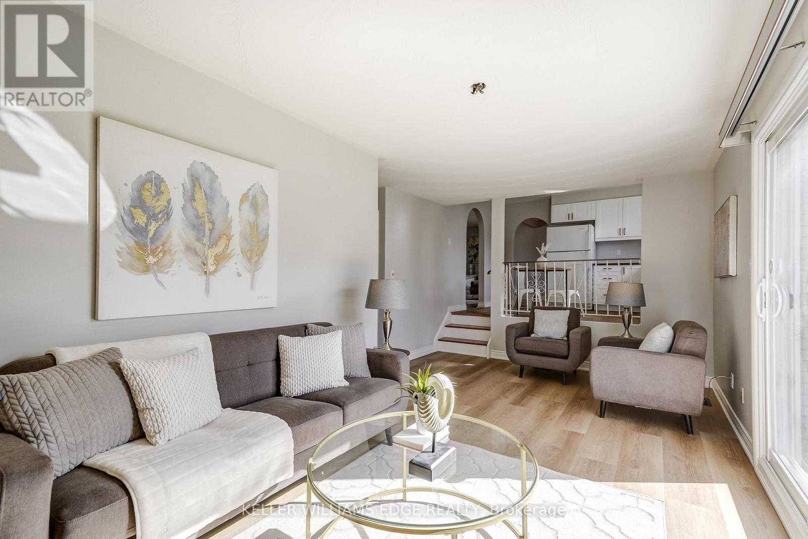 217 LAWNHURST COURT Image 4