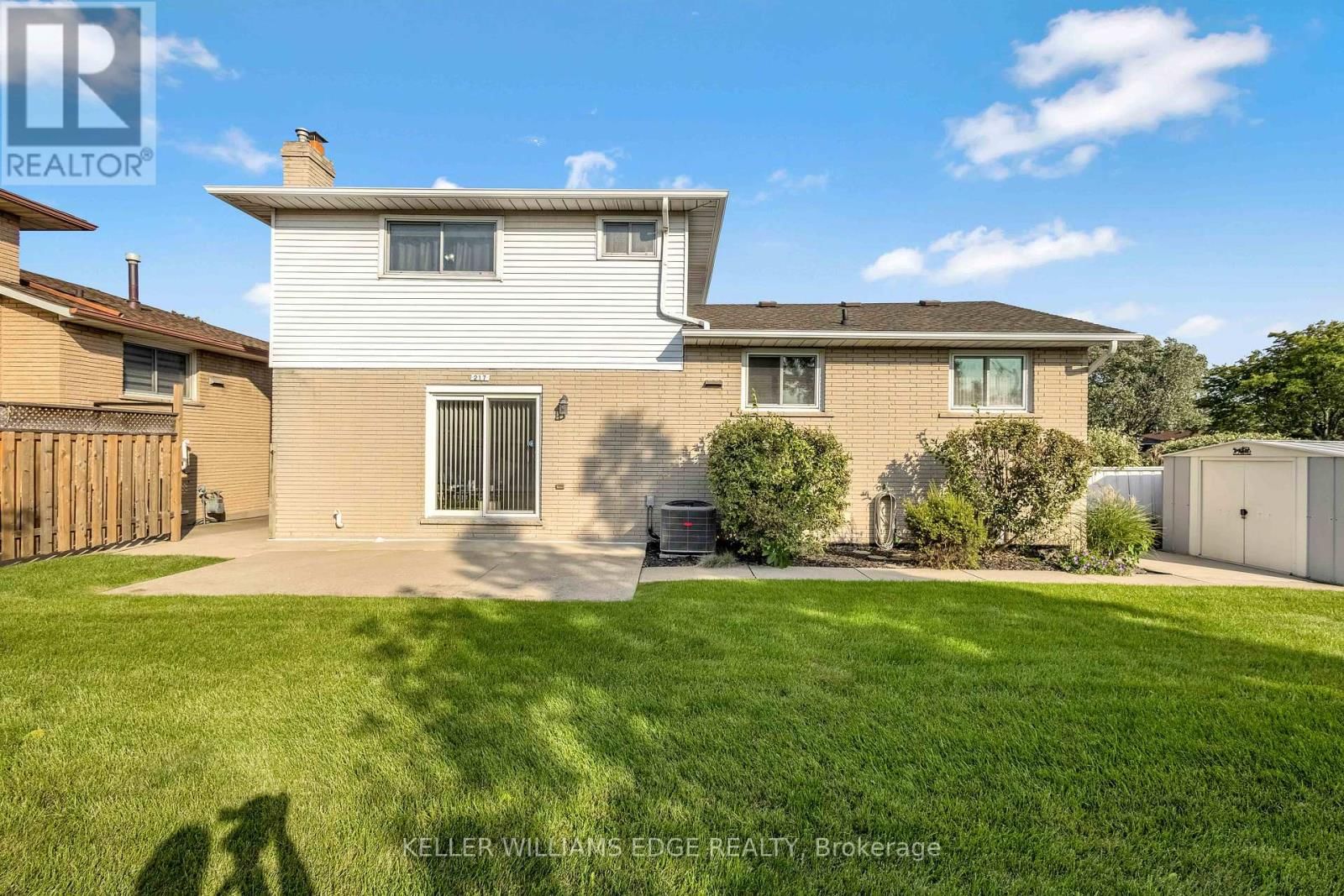 217 LAWNHURST COURT Image 41