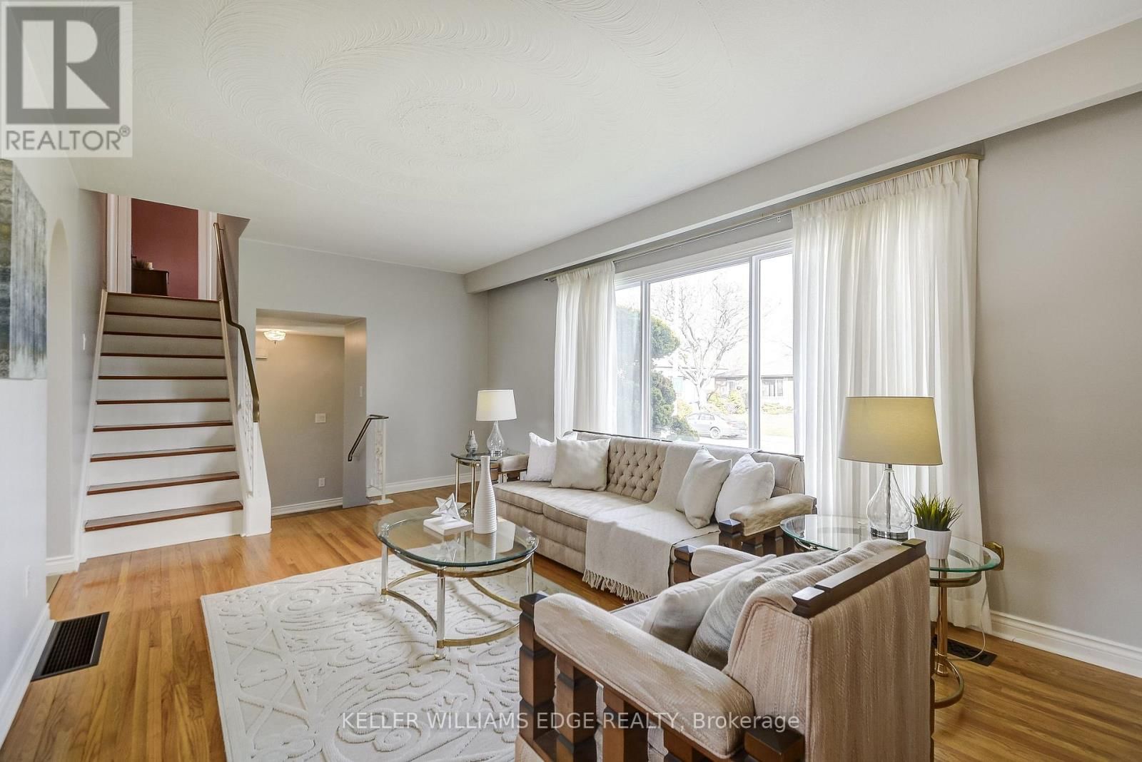 217 LAWNHURST COURT Image 8