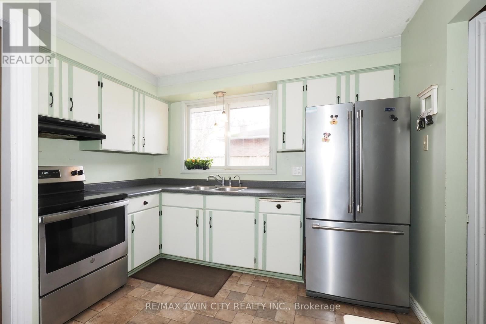 15 MOCKINGBIRD DRIVE Image 14