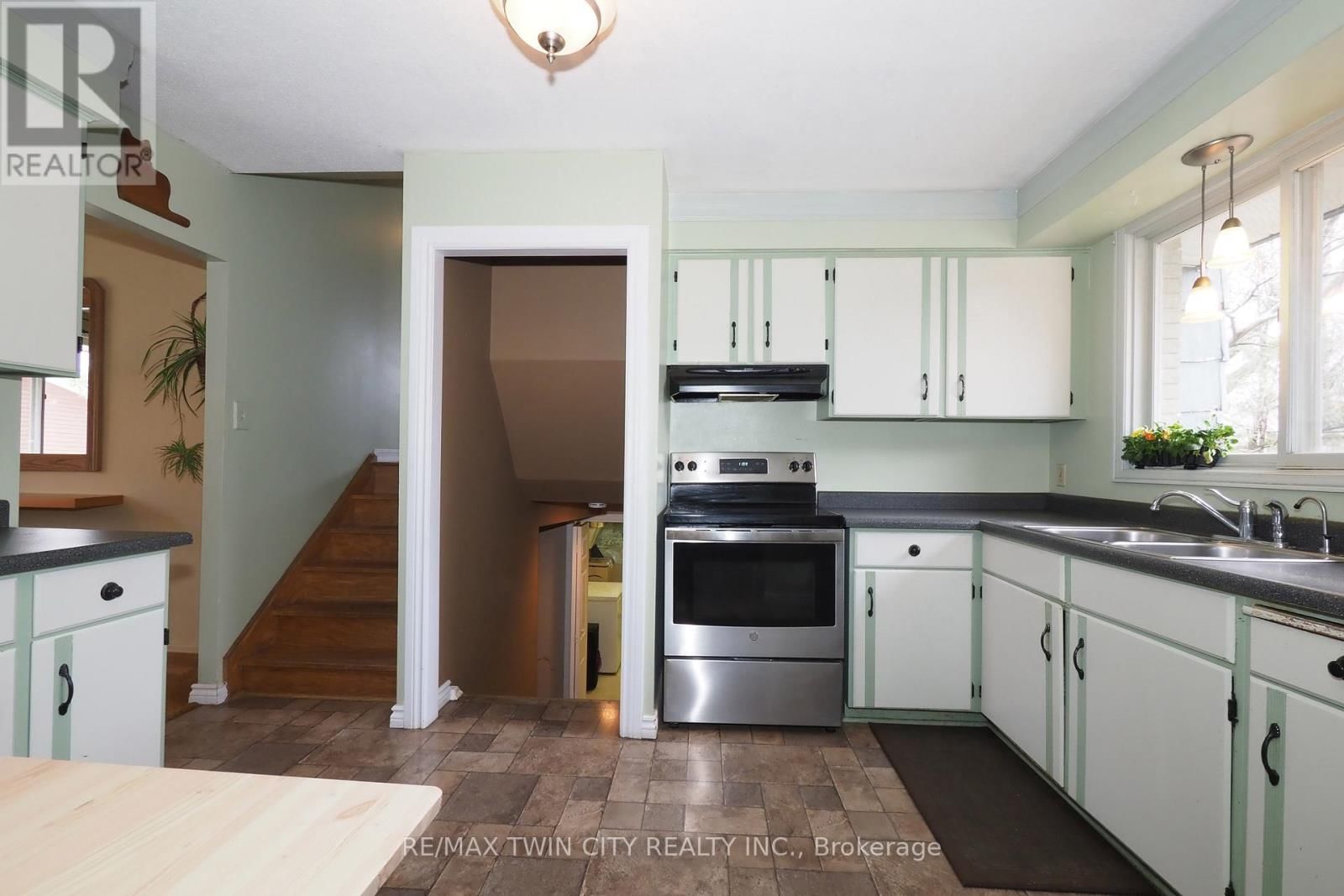 15 MOCKINGBIRD DRIVE Image 15