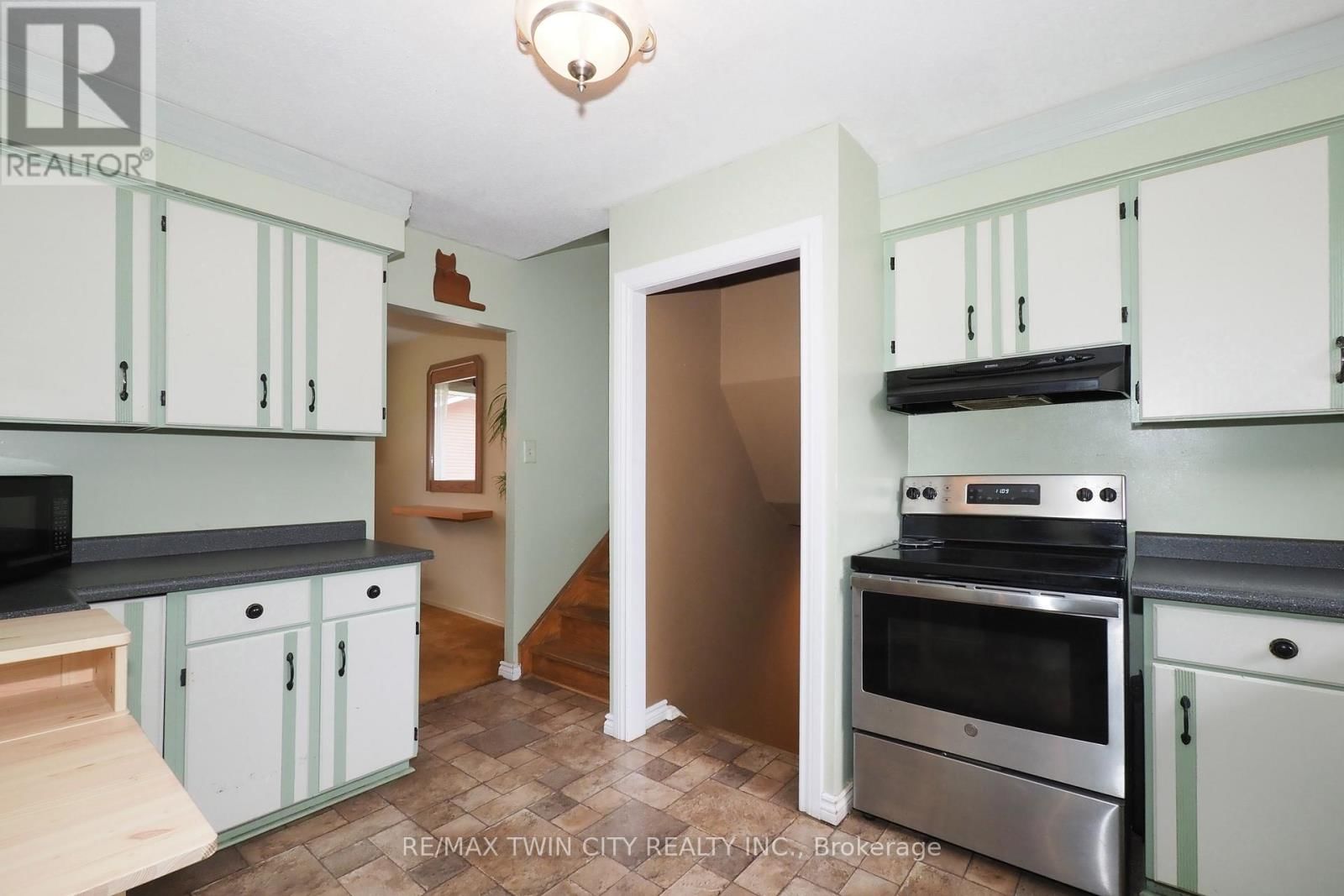 15 MOCKINGBIRD DRIVE Image 16