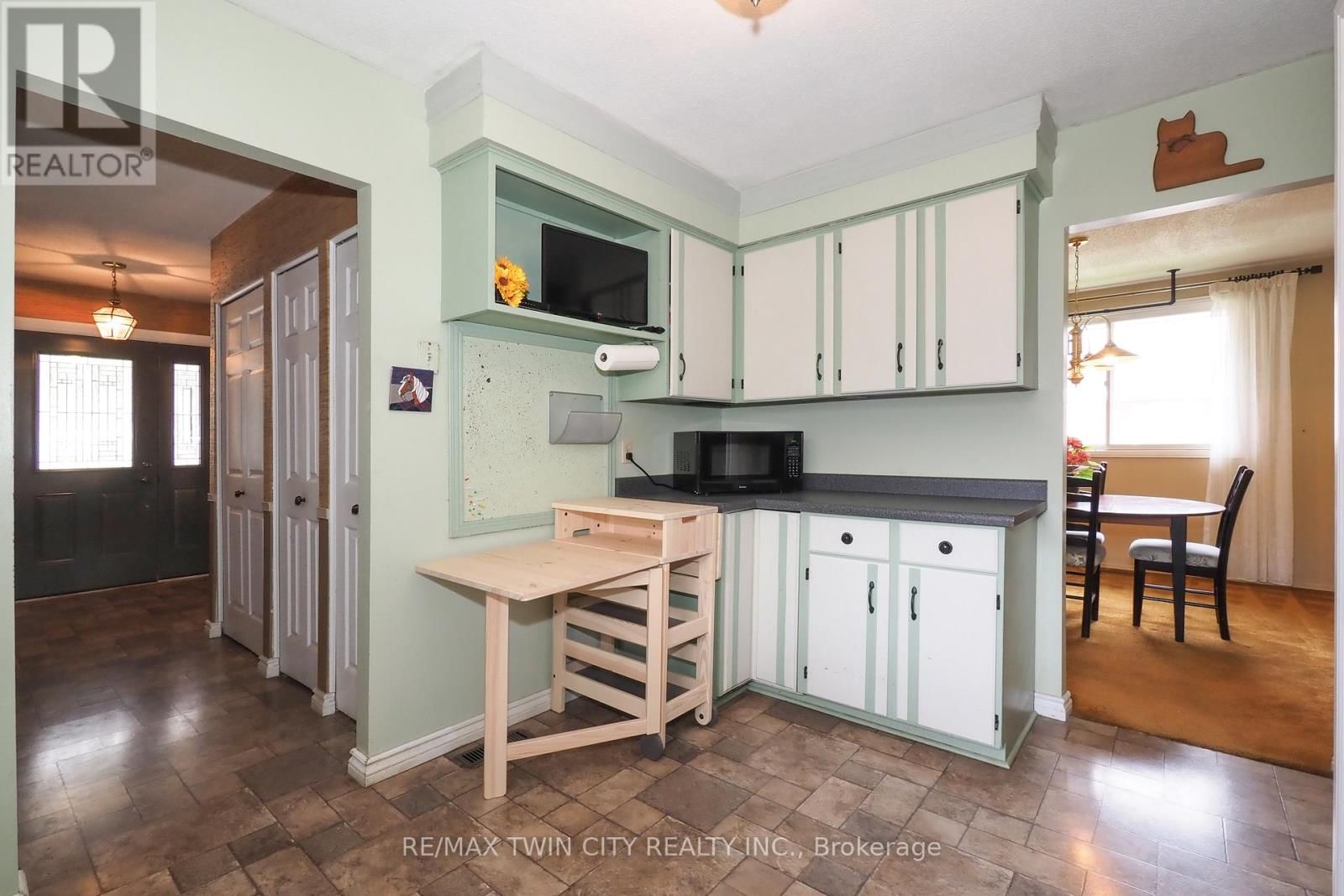 15 MOCKINGBIRD DRIVE Image 18