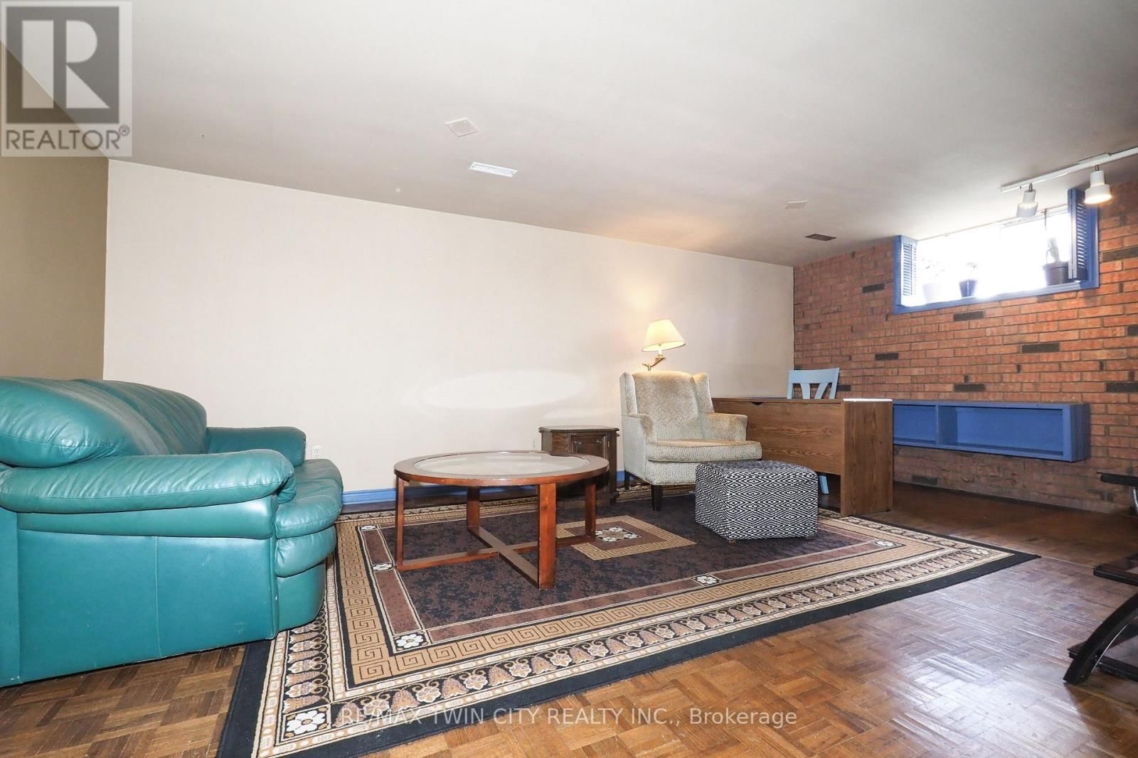 15 MOCKINGBIRD DRIVE Image 28