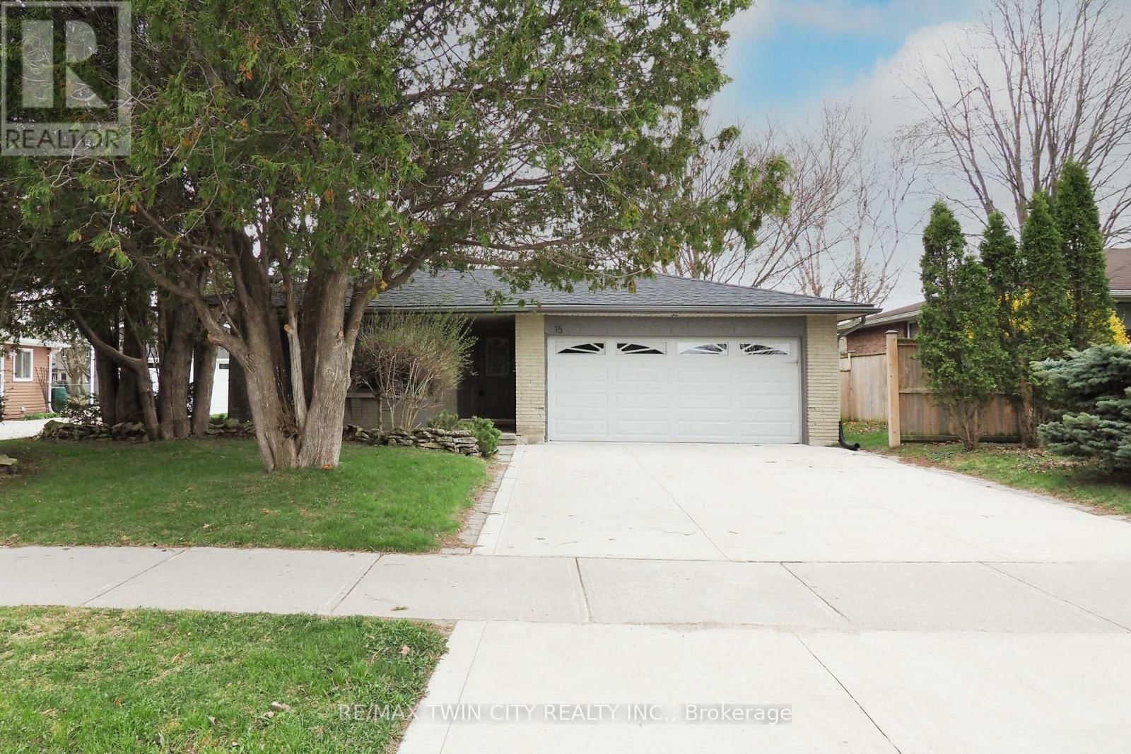 15 MOCKINGBIRD DRIVE Image 3